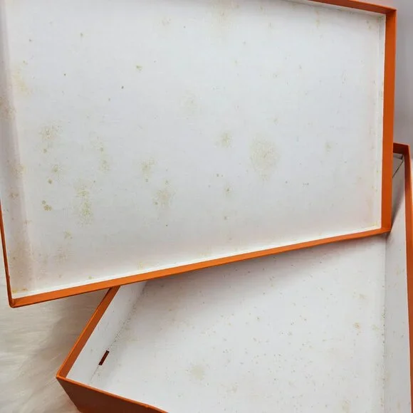 Authentic Hermès Gift Box (Empty) - Picture 8 of 9